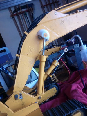 LIRBHERR 942 Coupelle sur bras 01.jpg (2.84 Mio) Consulté 11803 fois LIRBHERR 942 Coupelle sur bras 01.jpg